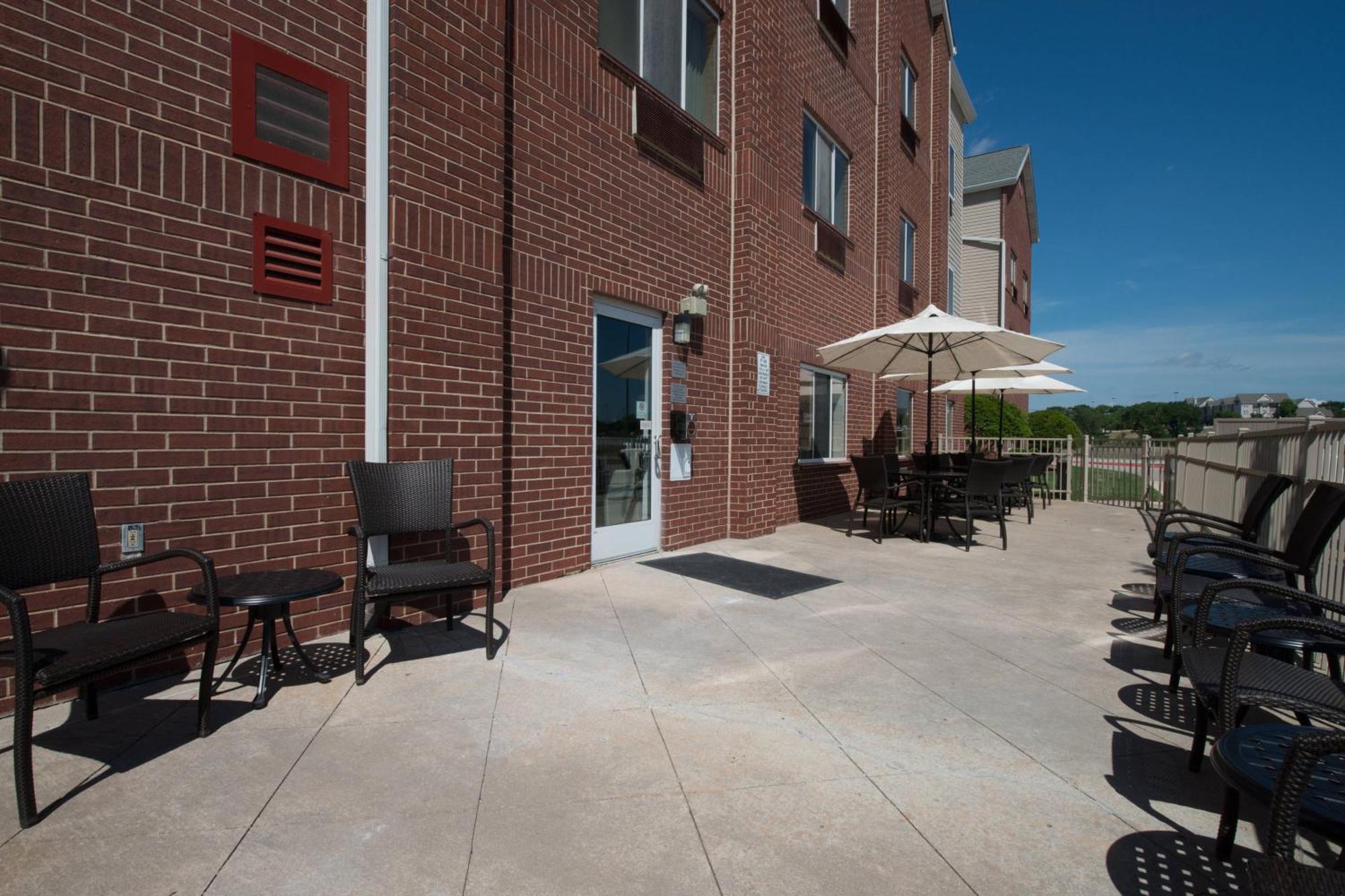 Fairfield Inn & Suites Dallas Lewisville Exterior photo