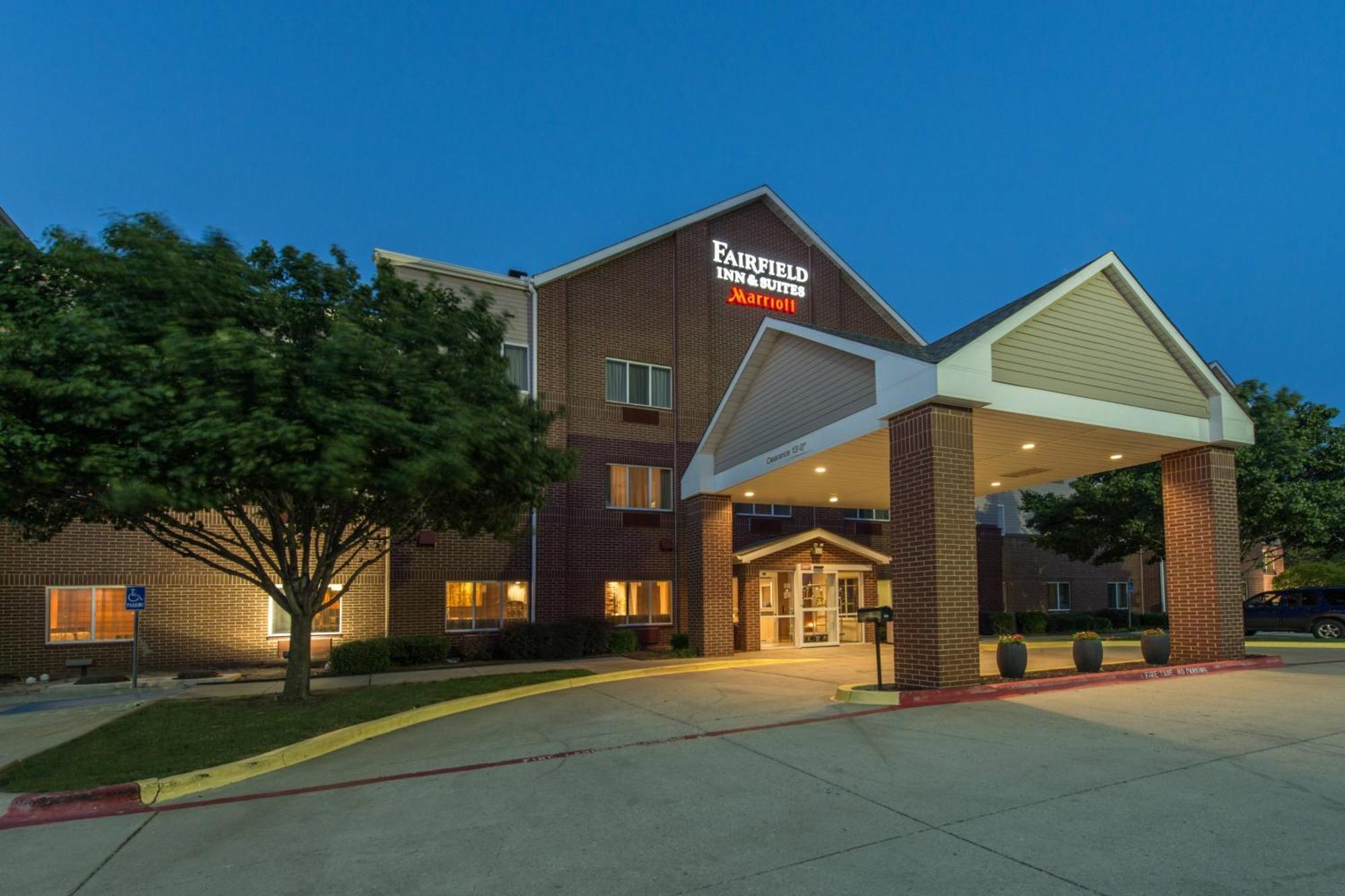 Fairfield Inn & Suites Dallas Lewisville Exterior photo